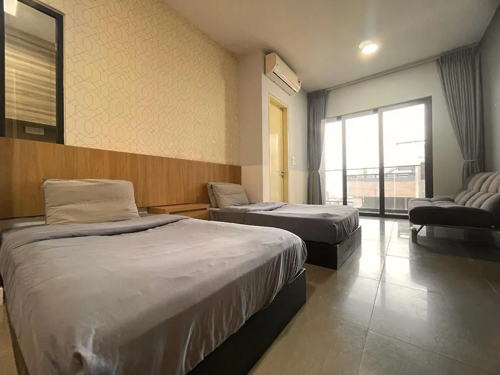 Imperio,Res - Sunset -- Infinity Pool -- Sea View Daire Malakka Malezya